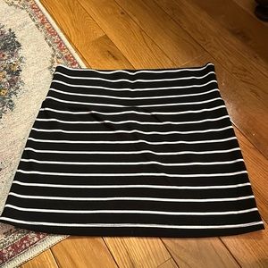 Black and white stripe mini skirt
